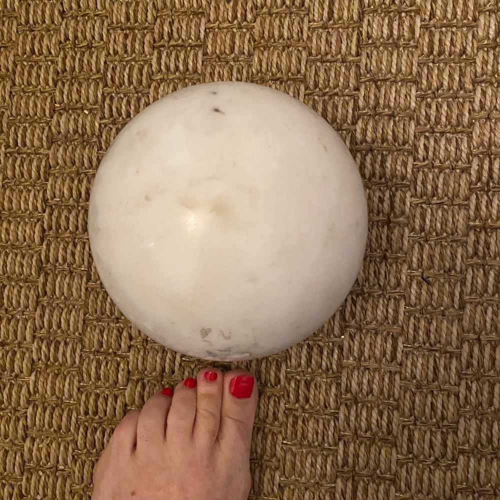 Genuine carrerra white w grey marble bookend